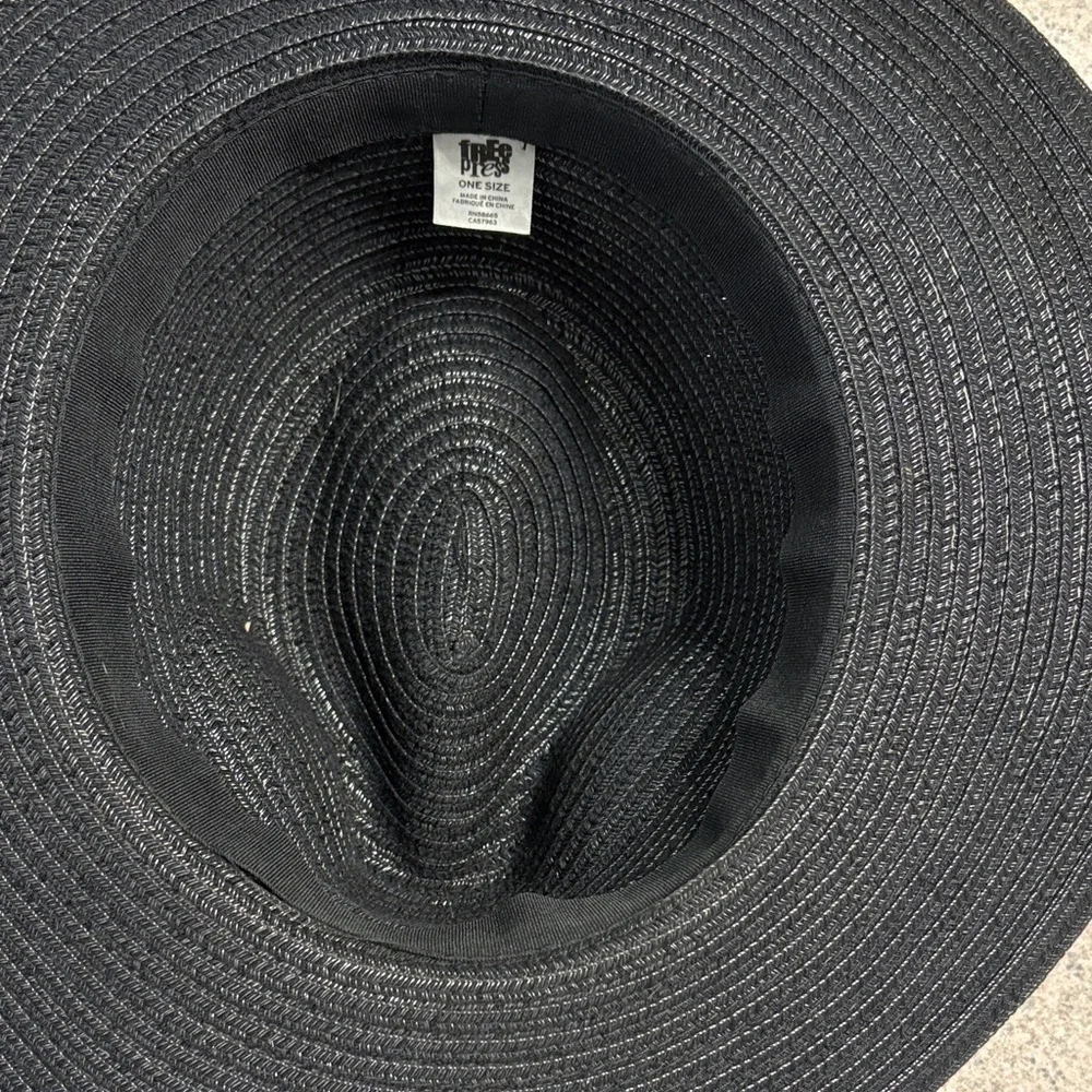 Free Press Elegant Black Fedora Hat